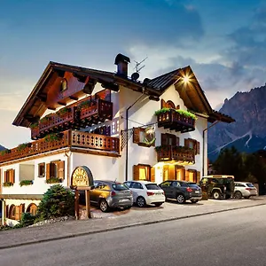 https://hotel-natale.hotelinveneto.com