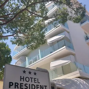https://president-lido-di-jesolo.hotelinveneto.com