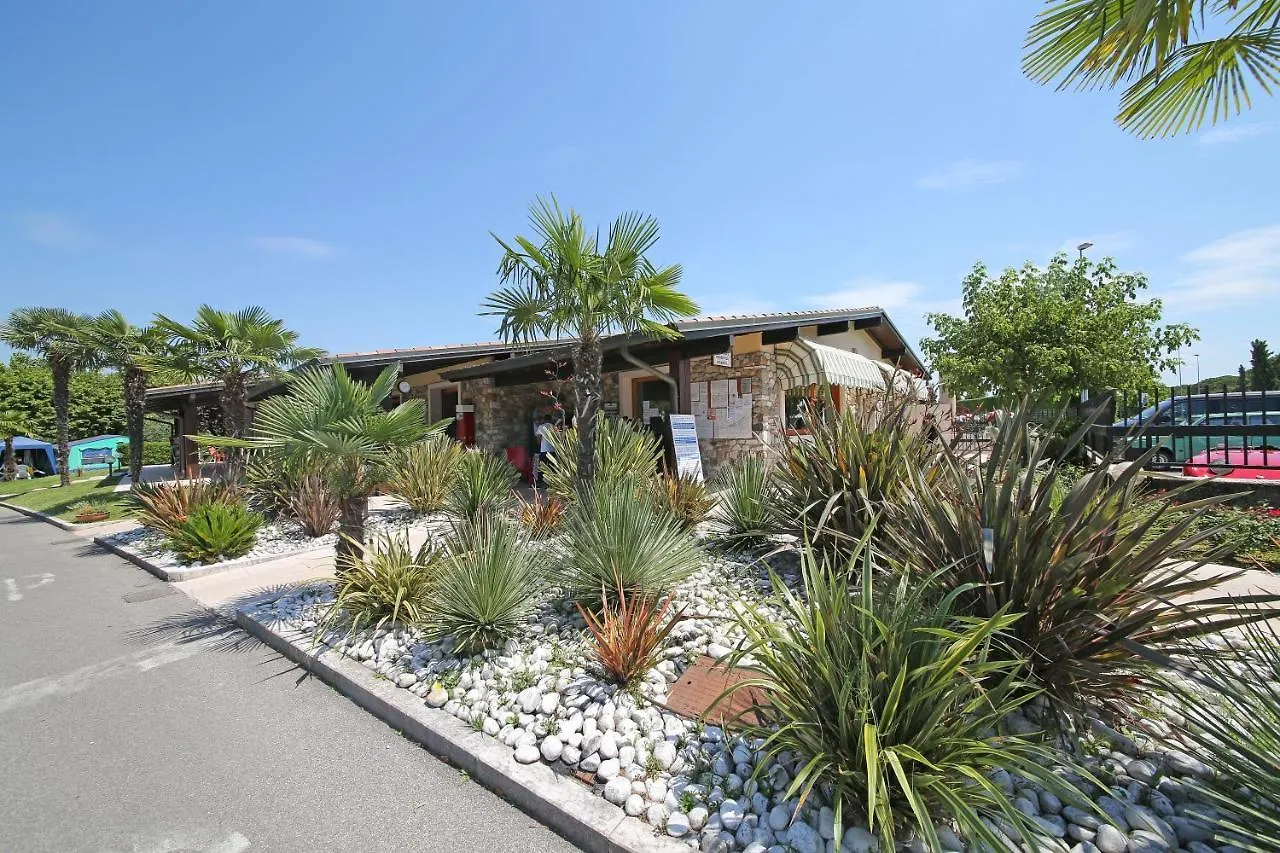 **** Feriepark Residence Villaggio Tiglio Sirmione Italien