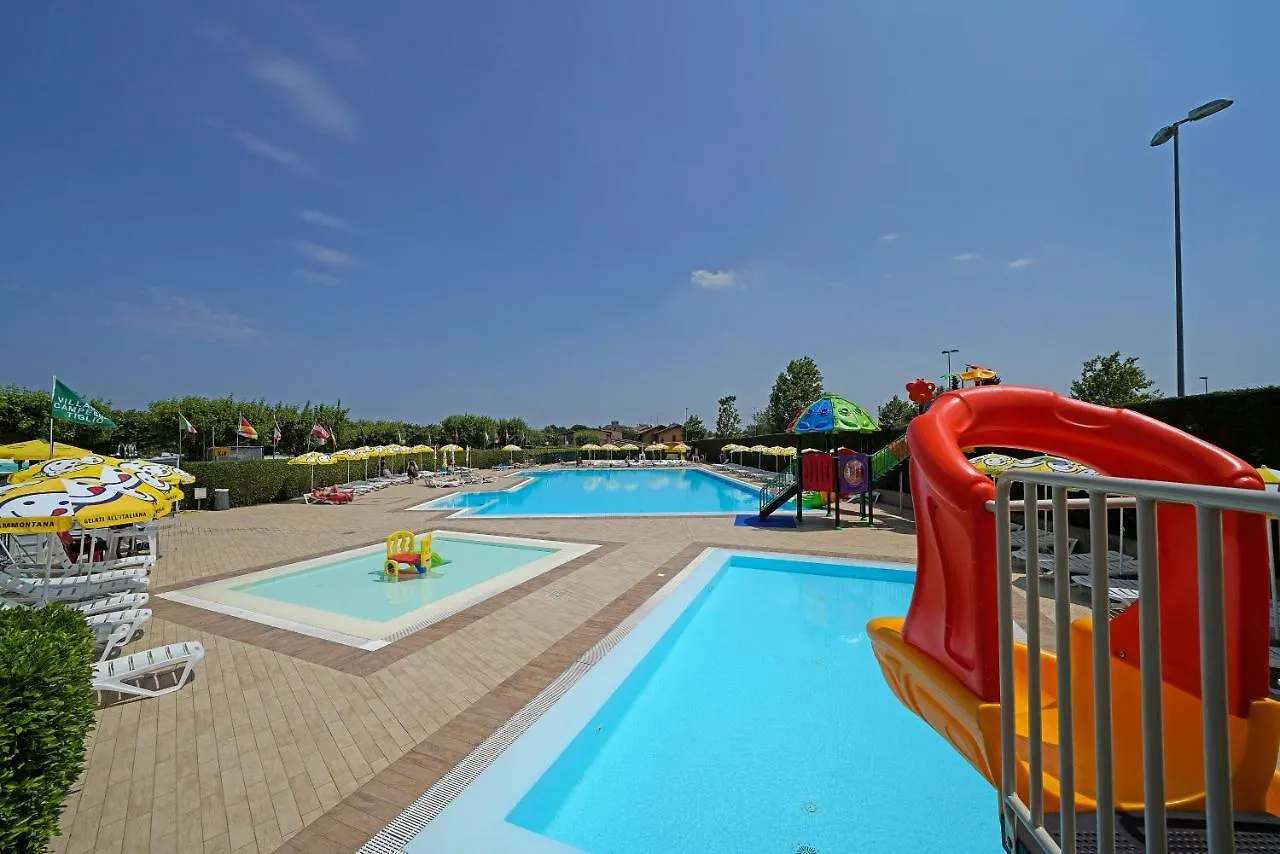 Residence Villaggio Tiglio Sirmione Italien
